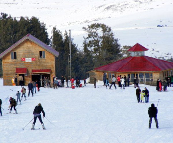 Yalnizcam_Kayak_Tesisleri_Ardahan Yalnizcam_Kayak_Tesisleri_Ardahan