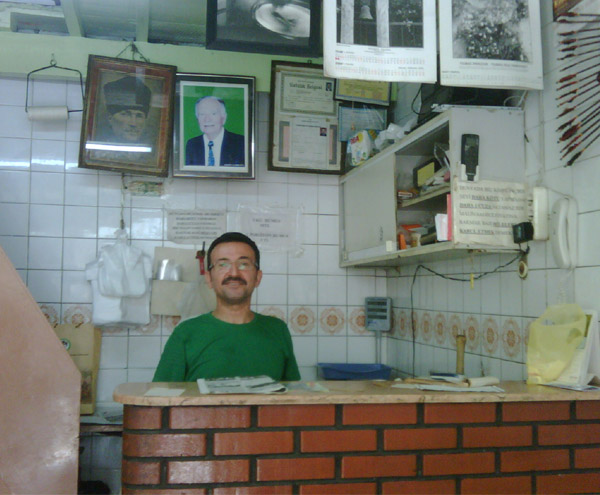 Meshur_Nedim_Ustanin_Yeri_Hatay_Ne_Nerede_Yenir Meshur_Nedim_Ustanin_Yeri_Hatay_Ne_Nerede_Yenir