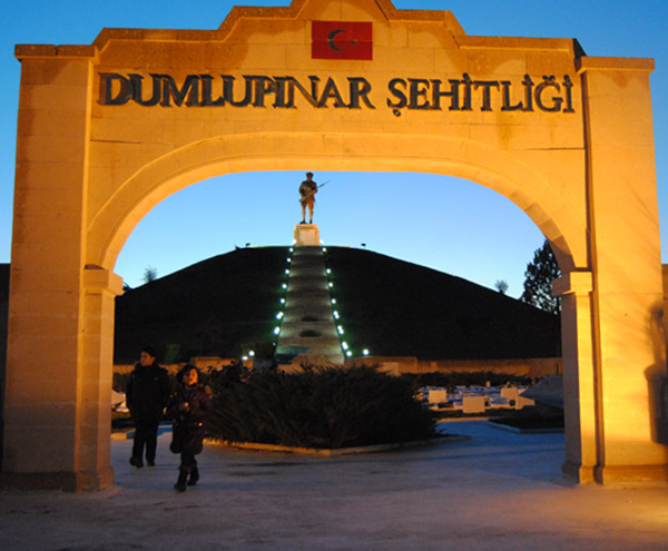 Dumlupinar_Sehitligi_Kutahya Dumlupinar_Sehitligi_Kutahya