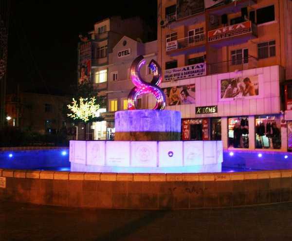 8_Eylul_Havuzu_Merkez_Manisa 8_Eylul_Havuzu_Merkez_Manisa