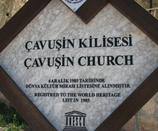Cavusin_Kilisesi_Giris_Tabelasi_Nevsehir Cavusin_Kilisesi_Giris_Tabelasi_Nevsehir